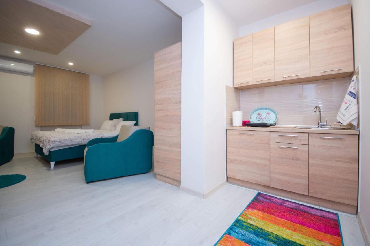 Cvetni Trg Hotel Belgrade Exterior photo